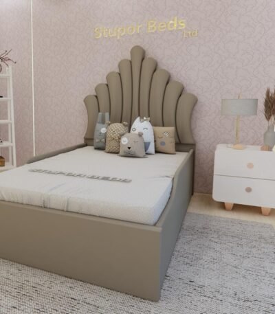 white kids bed​