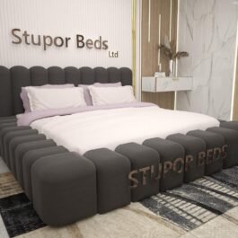 Everly Windmay Bed